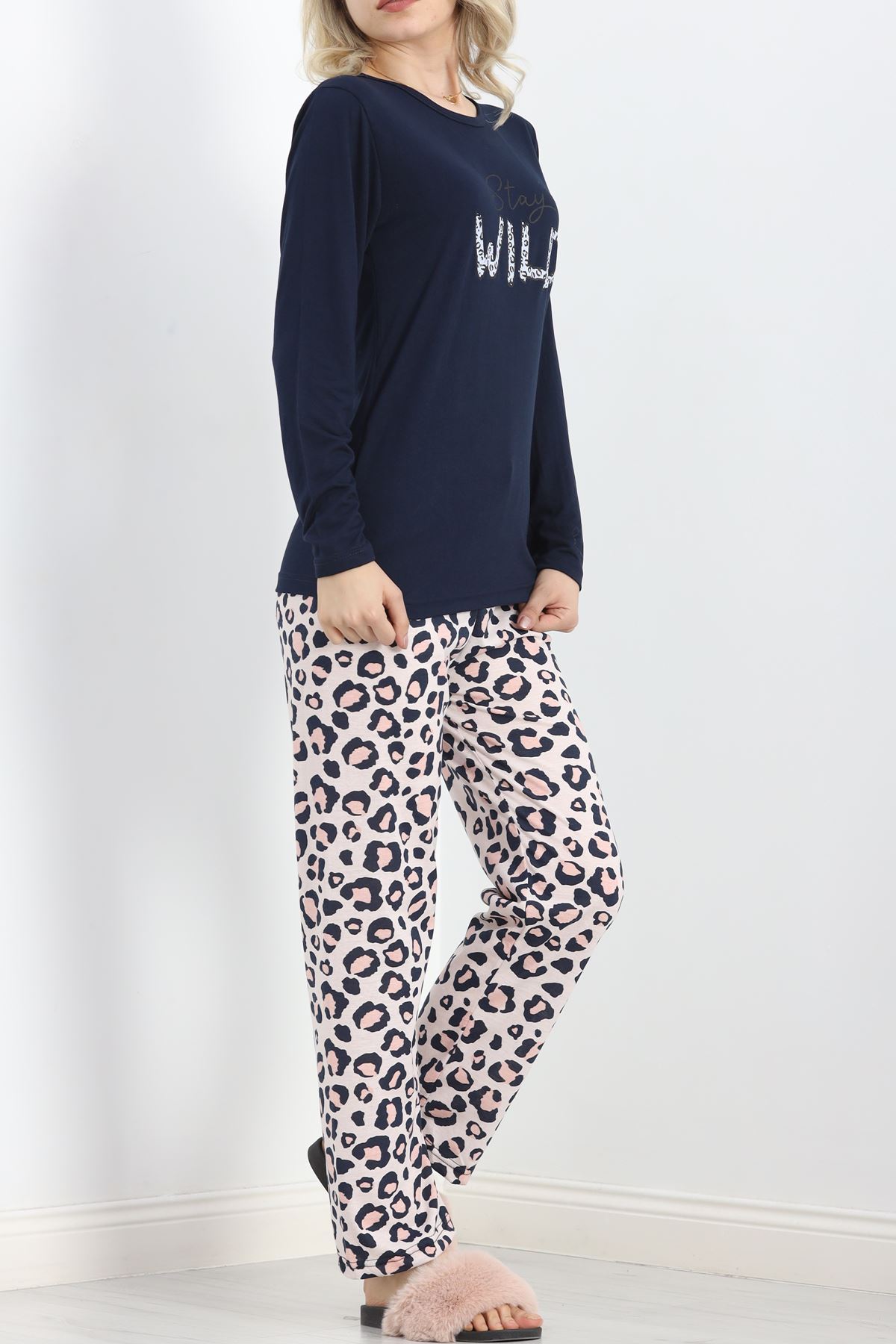 Baskılı%20Rotasyon%20Pijama%20Takımı%20Siyahleopar%20-%20151.1287.-Siyah-leopar