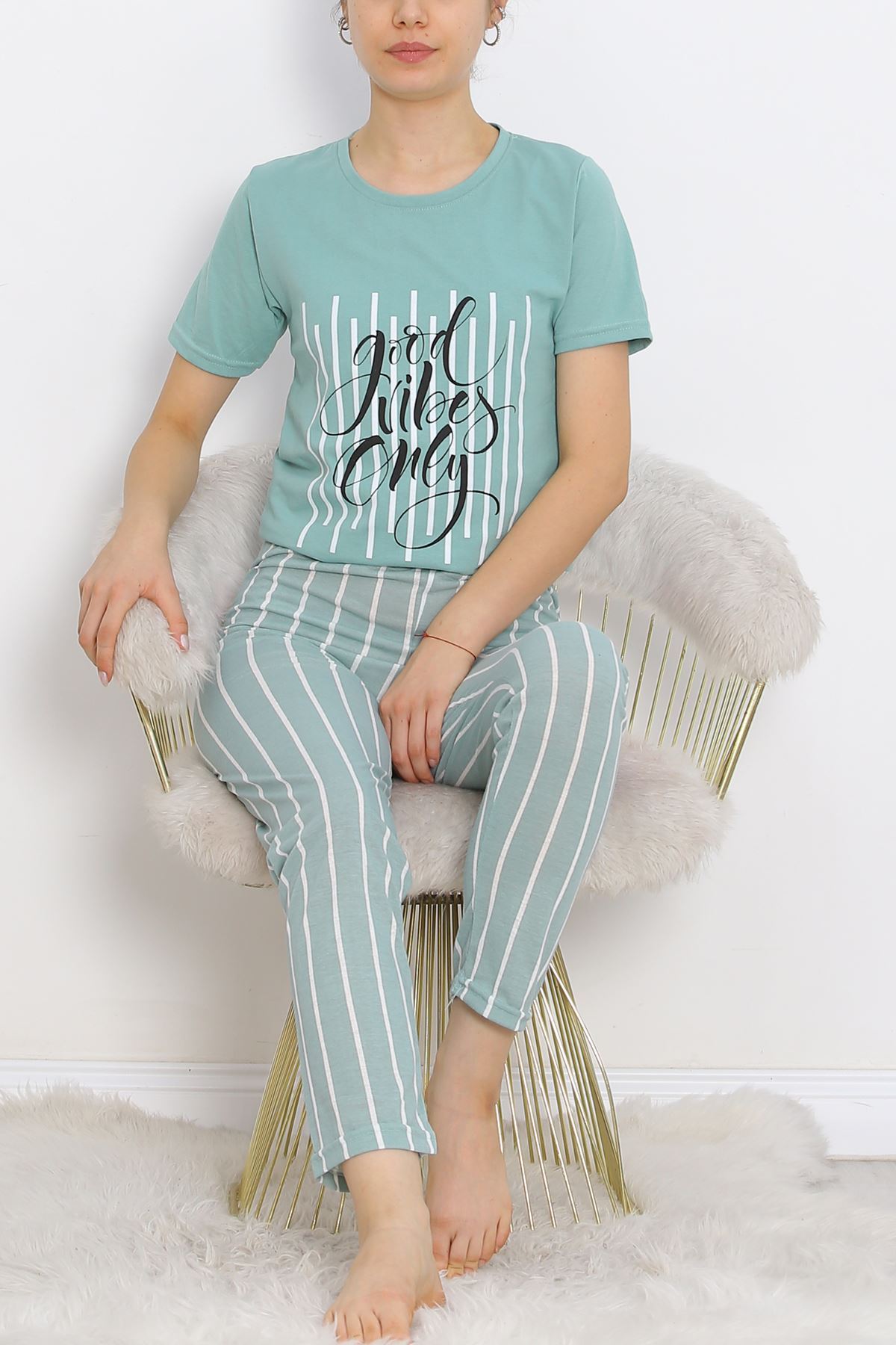 Desenli%20Pijama%20Takımı%20Mintyeşili%20-%2018735.1567.-Mint-yeşil