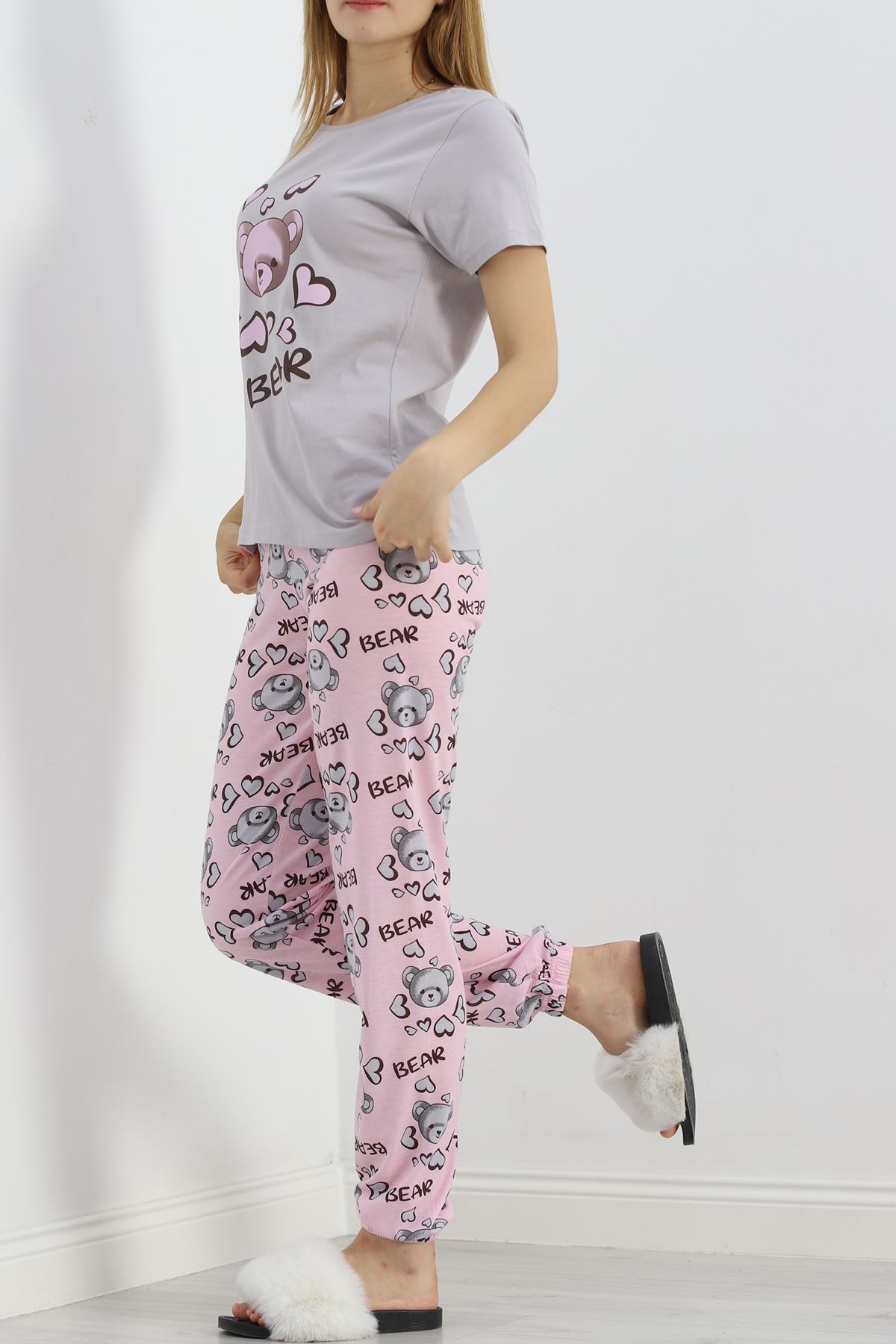 Desenli%20Pijama%20Takımı%20Sarı%20-%2018964.1567.-Gri-lila