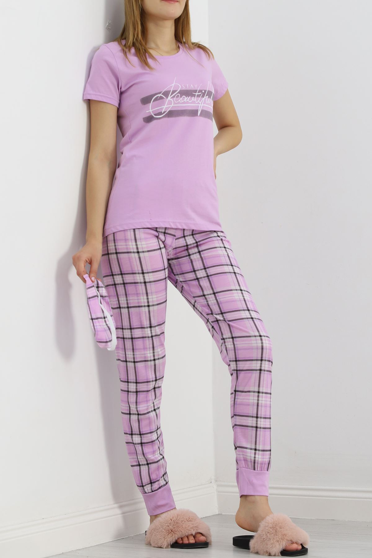 Desenli%20Pijama%20Takımı%20Sarı%20-%2018964.1567.-Lila