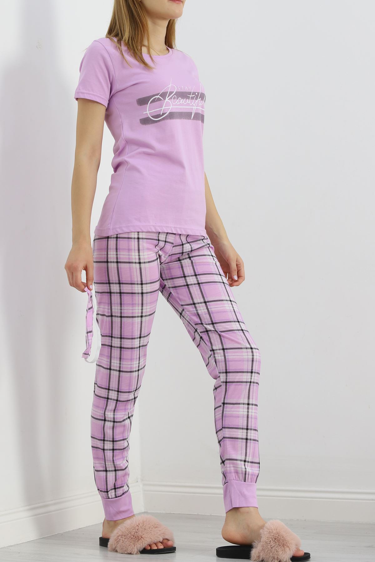 Desenli%20Pijama%20Takımı%20Sarı%20-%2018964.1567.-Lila