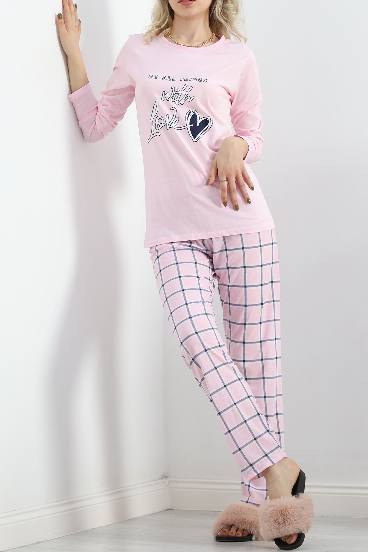 Uzun%20Kol%20Pijama%20Takımı%20Sütlükahve%20-%2019140.1567.-Pembe