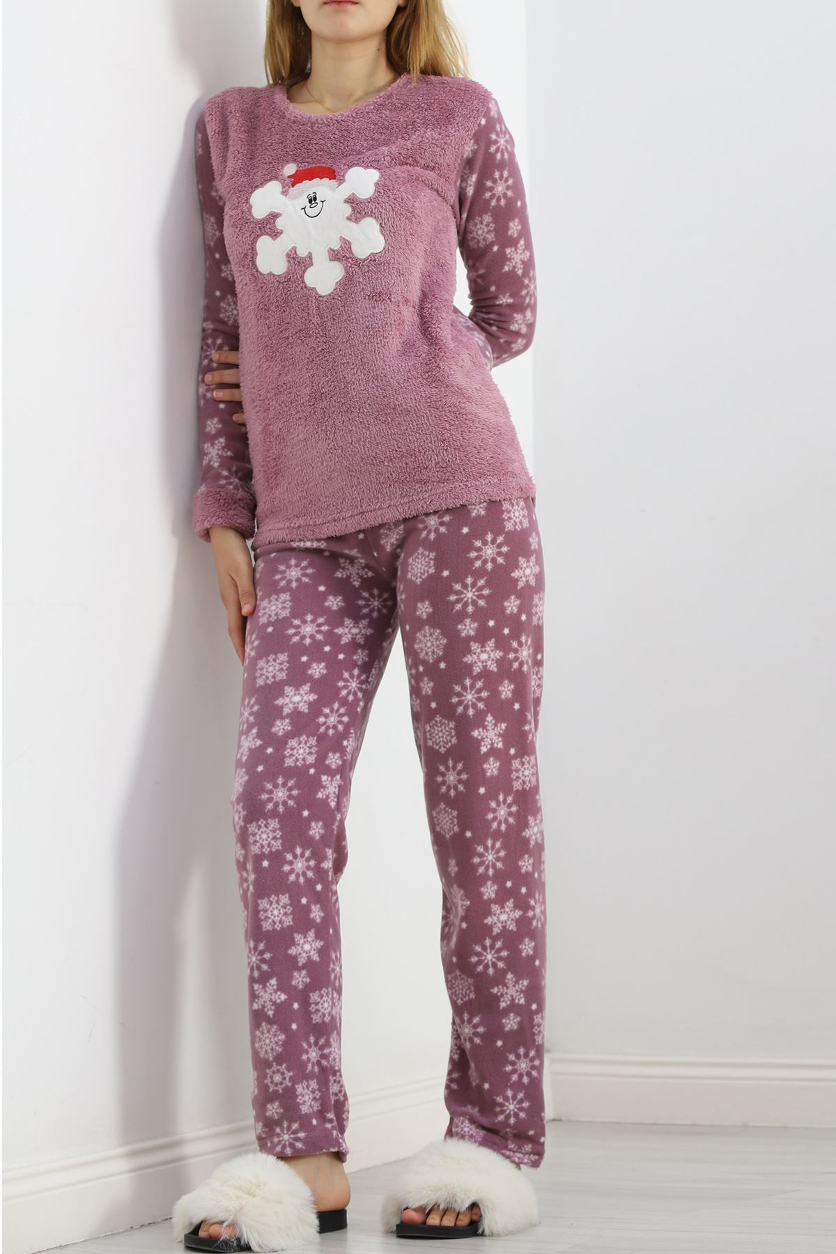 Peluş%20Polar%20Pijama%20Takımı%20Lilabeyaz%20-%2019178.1050.-Lila-beyaz