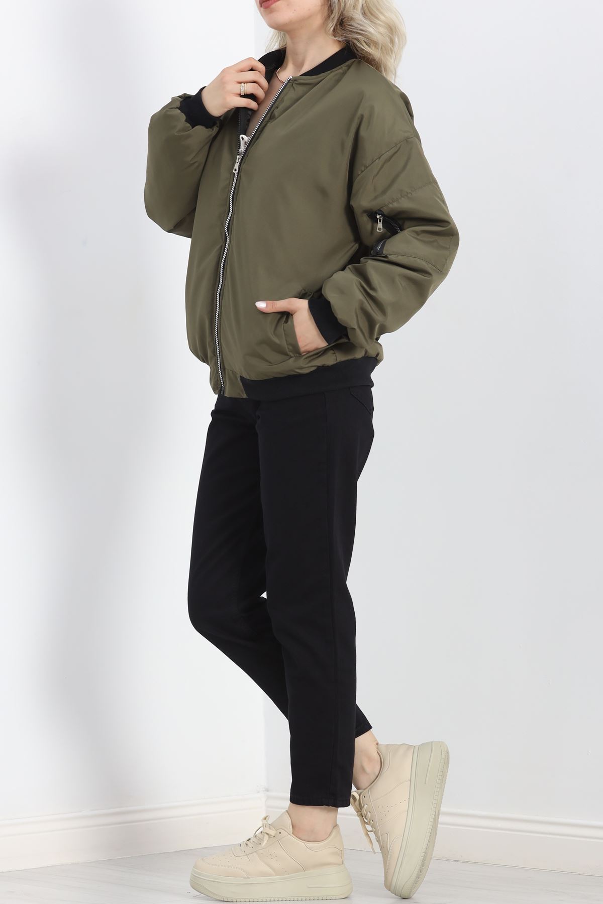 Unisex%20Bomber%20Ceket%20Siyah%20-%2020362.1761.-Haki