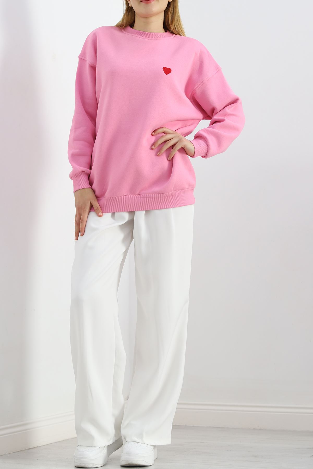 Kalp%20Nakışlı%20Şardonlu%20Oversize%20Sweat%20Pembe%20-%2021621.200.-Pembe