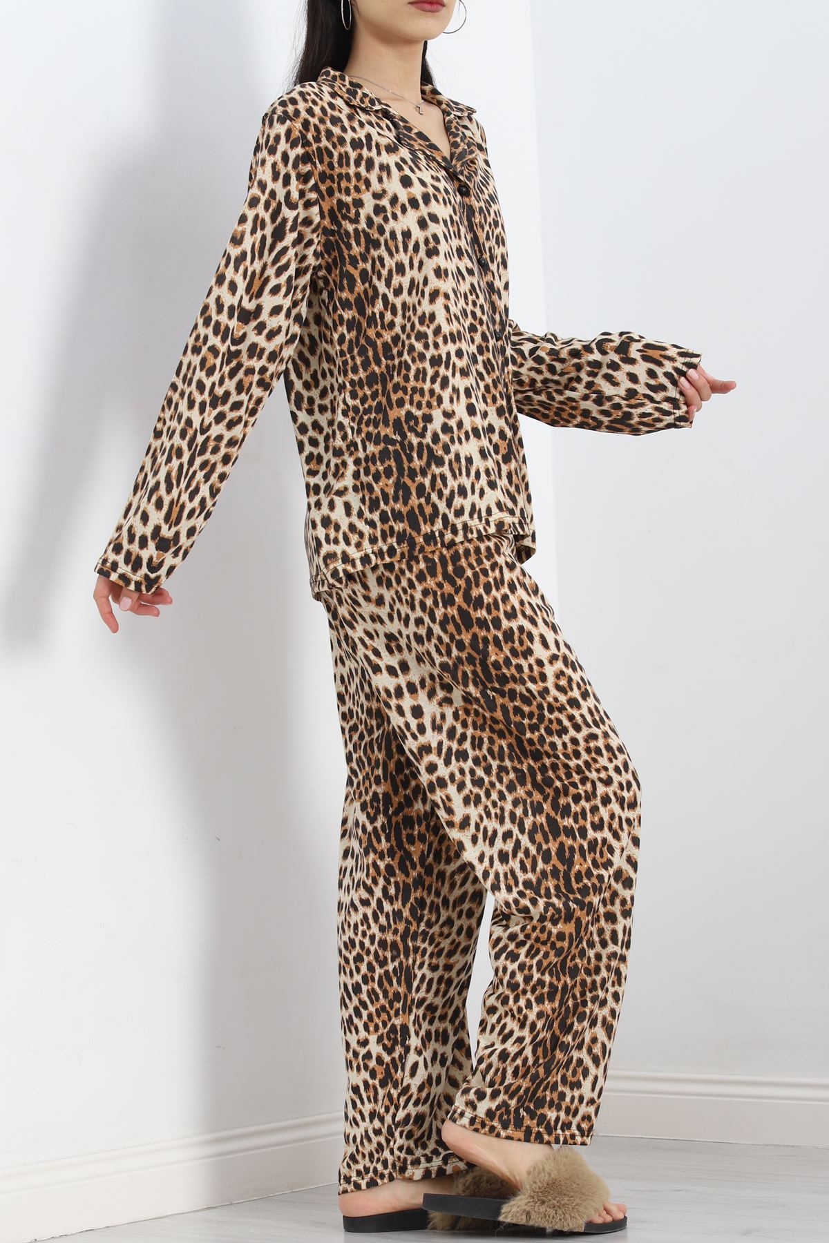 Baskılı%20Battal%20Pijama%20Takımı%20Açıkyeşil%20-%20778.1287.-Leopar