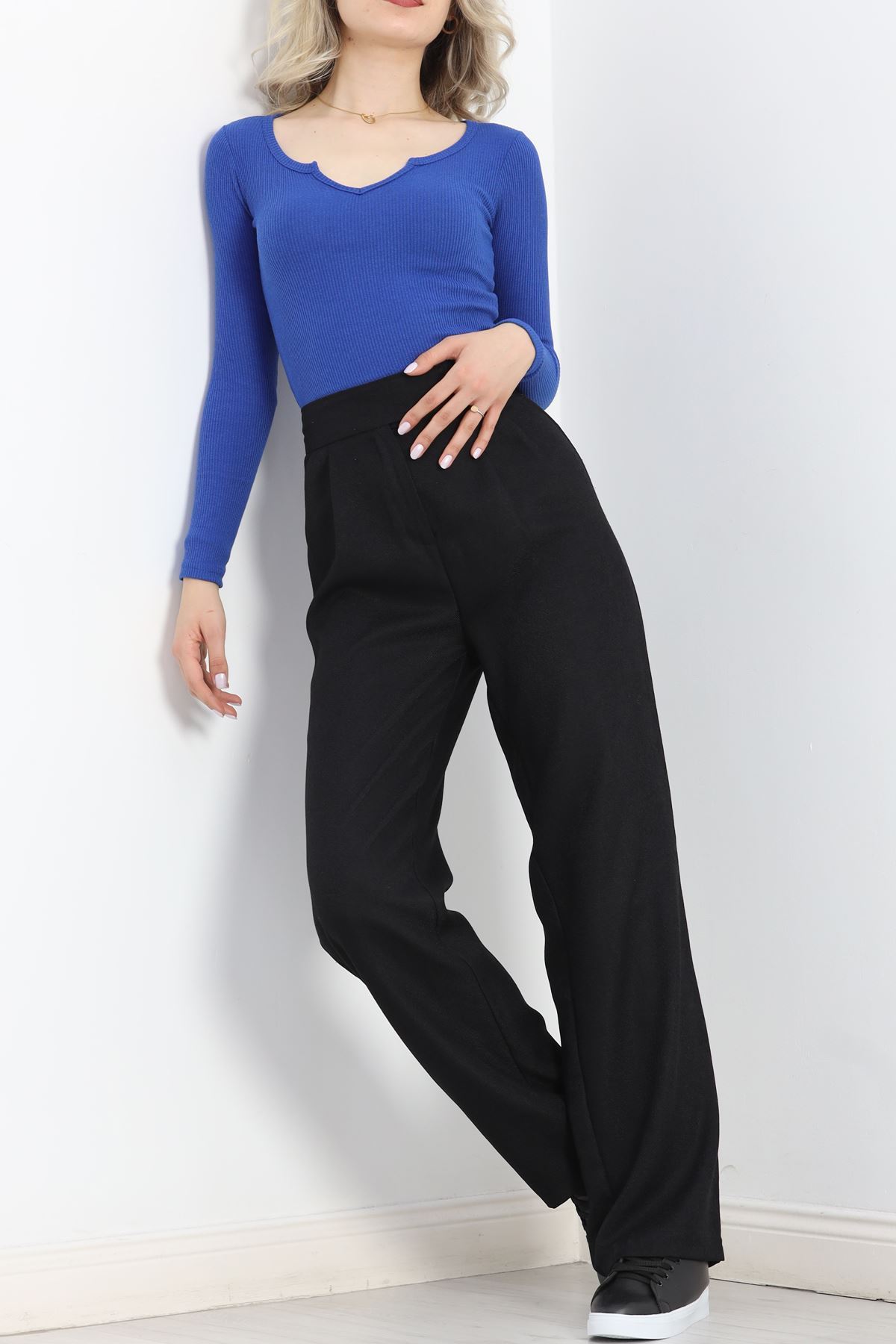 V%20Yaka%20Dekolteli%20Body%20Saks%20-%209937.1567.-Saks